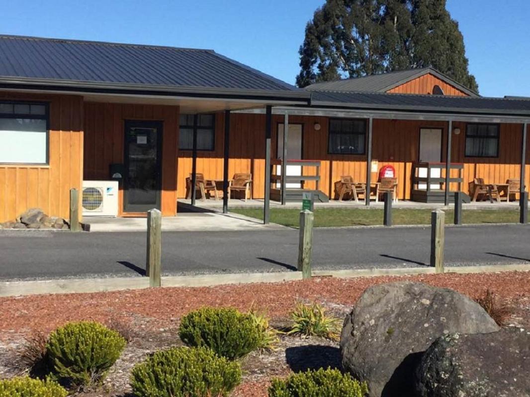 Waiouru Welcome Inn ภายนอก รูปภาพ