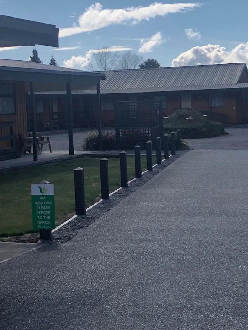 Waiouru Welcome Inn ภายนอก รูปภาพ