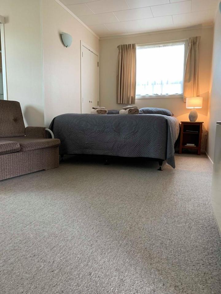 Waiouru Welcome Inn ภายนอก รูปภาพ