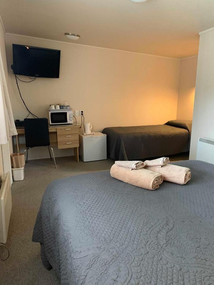 Waiouru Welcome Inn ภายนอก รูปภาพ