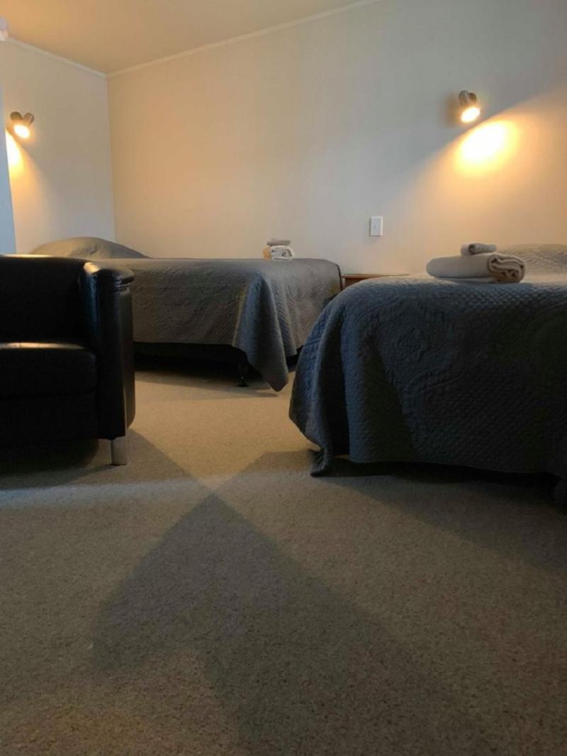 Waiouru Welcome Inn ภายนอก รูปภาพ