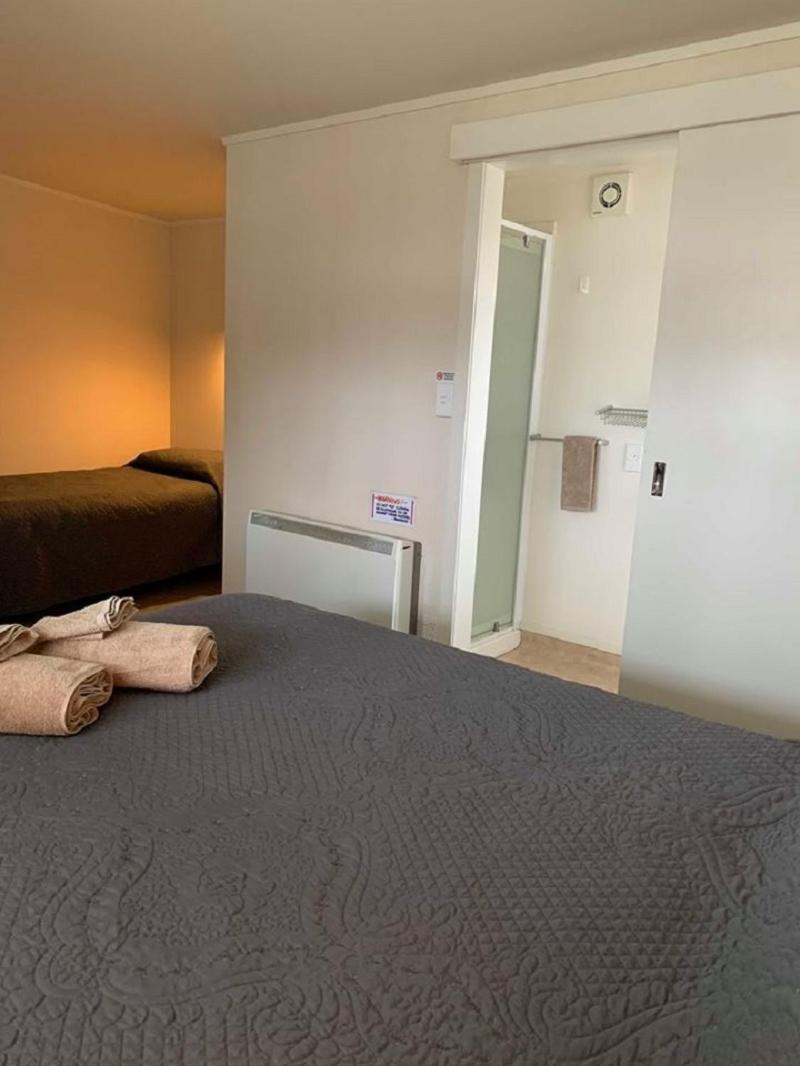 Waiouru Welcome Inn ภายนอก รูปภาพ