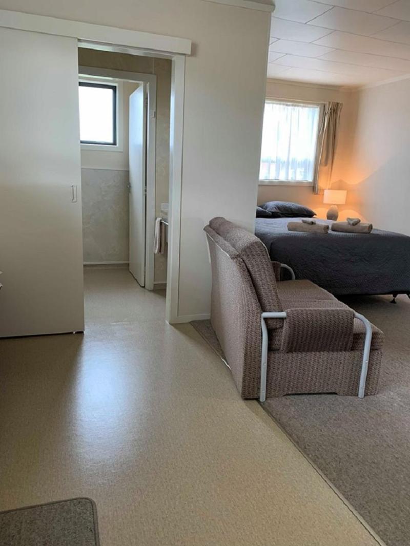 Waiouru Welcome Inn ภายนอก รูปภาพ