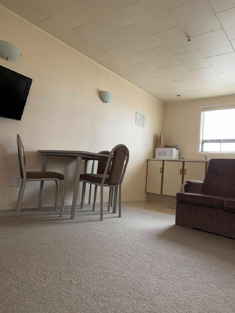 Waiouru Welcome Inn ภายนอก รูปภาพ